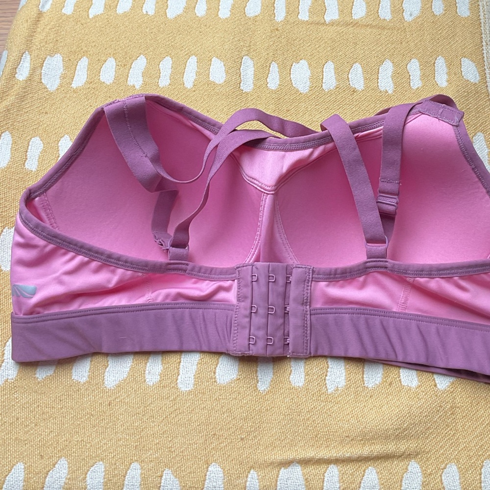 Sports bra - Picture 2 of 3